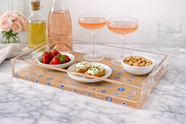 Acrylic Vanity Tray, Eye Catching