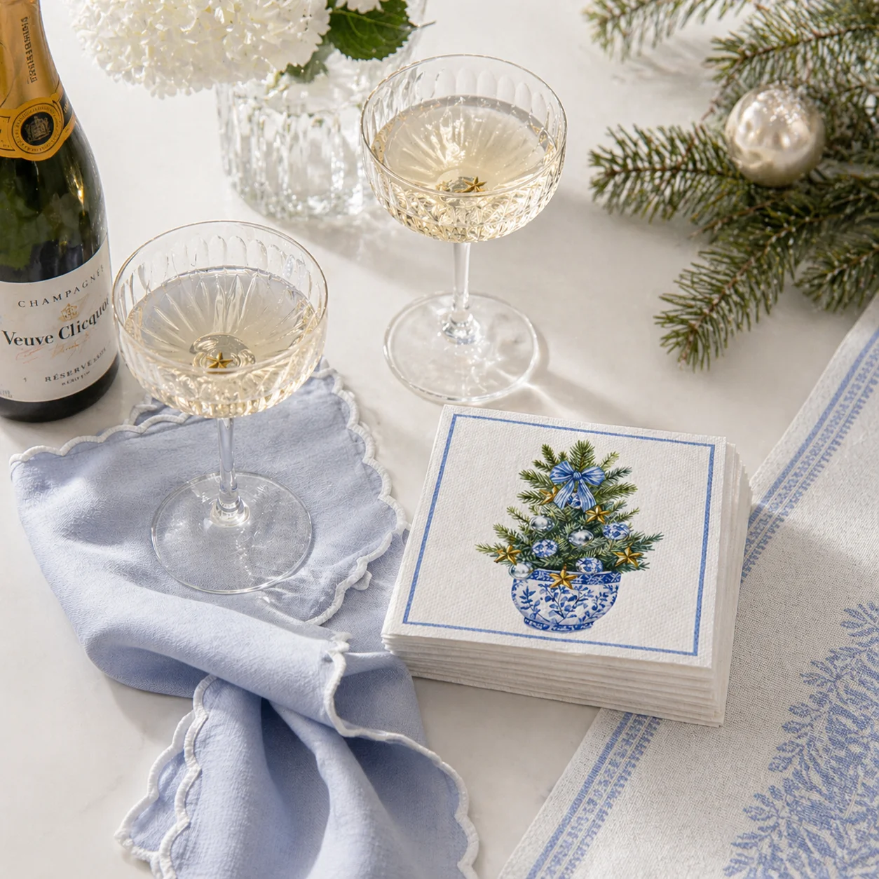 Linen-Feel Lunch Napkins, Blue Christmas – Maven Home Linen-Feel Lunch Napkins, Blue Christmas - 2
