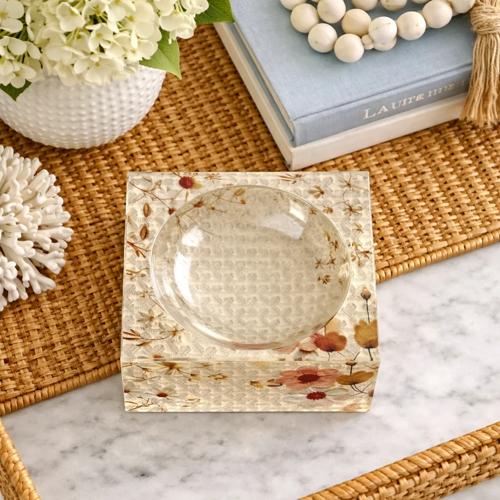 Petit Acrylic Bowl, Fleur – Maven Home Petit Acrylic Bowl, Fleur - 10